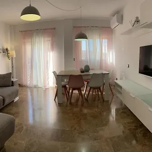 https://apt-torre-del-reloj.es-andalucia.com